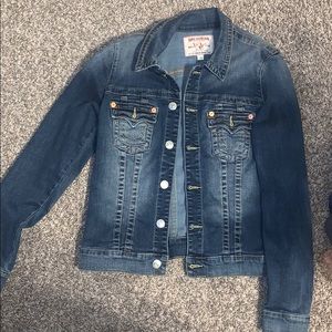 True religion blue jeans outfit